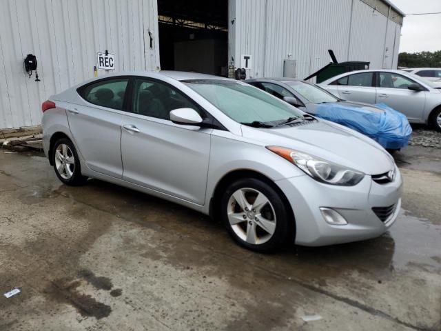 Photo 3 VIN: 5NPDH4AE5DH424388 - HYUNDAI ELANTRA 