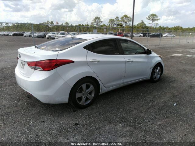 Photo 3 VIN: 5NPDH4AE5DH437450 - HYUNDAI ELANTRA 