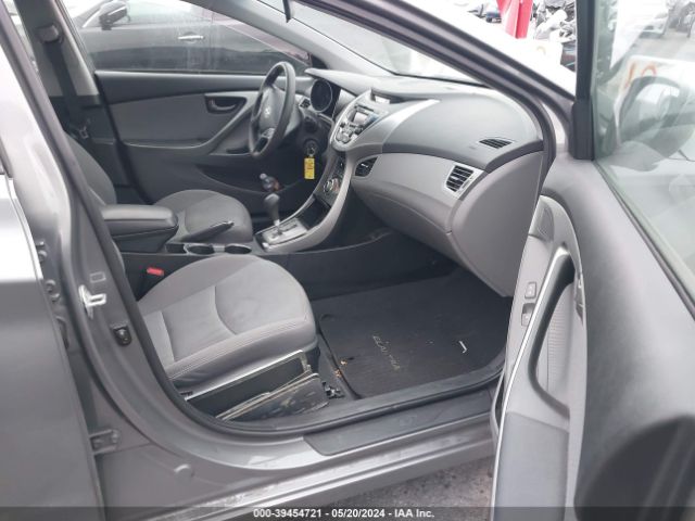 Photo 4 VIN: 5NPDH4AE5DH439067 - HYUNDAI ELANTRA 