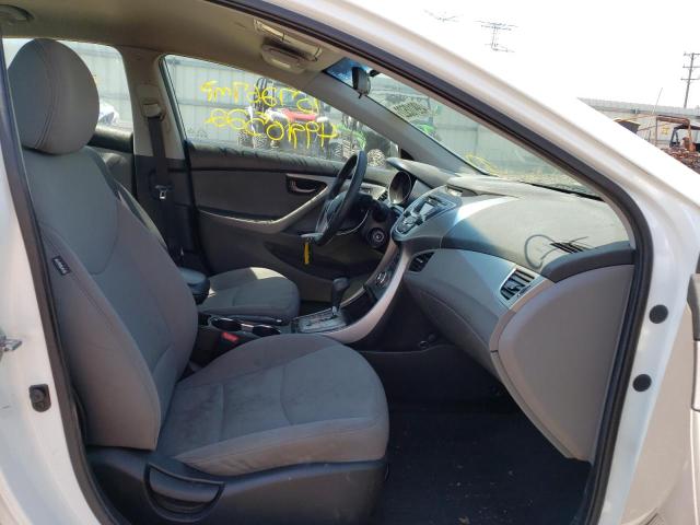 Photo 4 VIN: 5NPDH4AE5DH447931 - HYUNDAI ELANTRA GL 