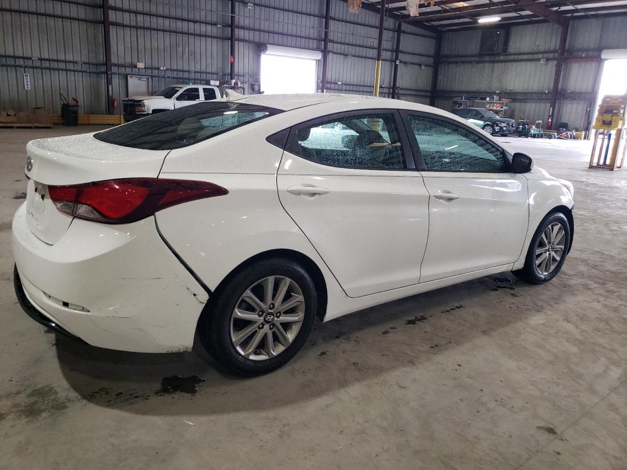 Photo 2 VIN: 5NPDH4AE5EH461636 - HYUNDAI ELANTRA 