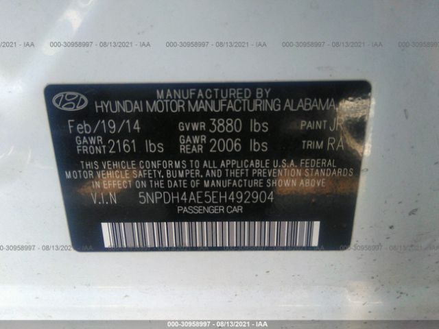 Photo 8 VIN: 5NPDH4AE5EH492904 - HYUNDAI ELANTRA 