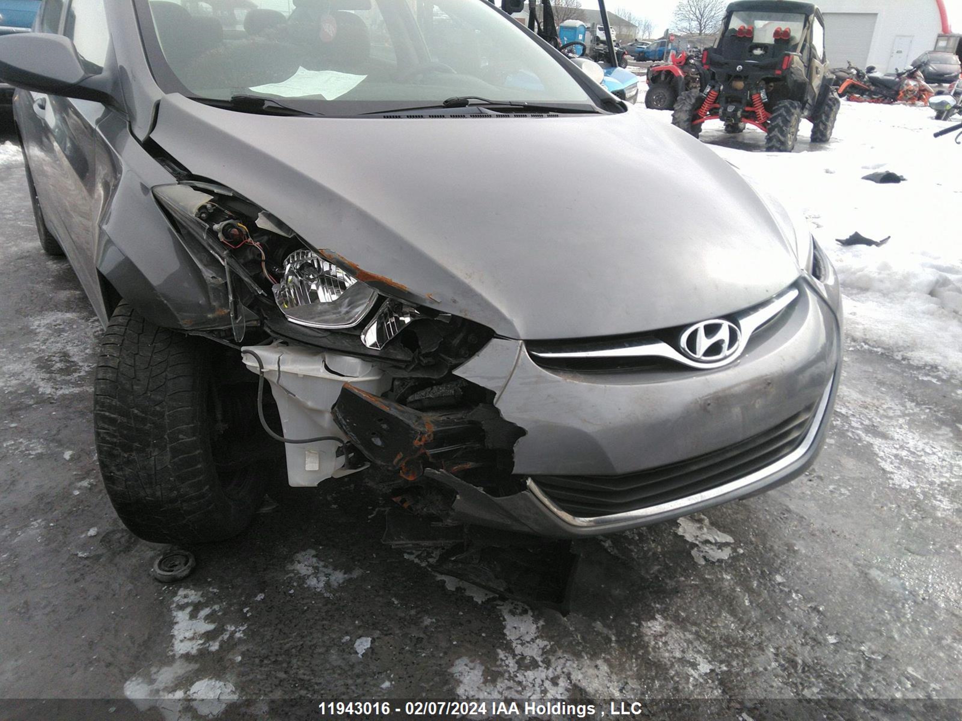 Photo 5 VIN: 5NPDH4AE5EH520524 - HYUNDAI ELANTRA 