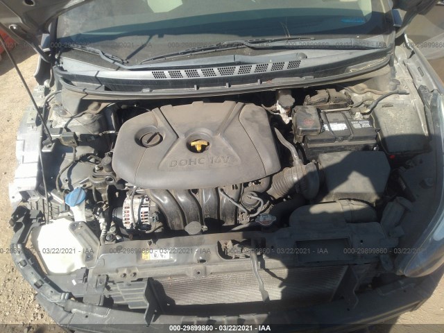 Photo 9 VIN: 5NPDH4AE5EH533631 - HYUNDAI ELANTRA 