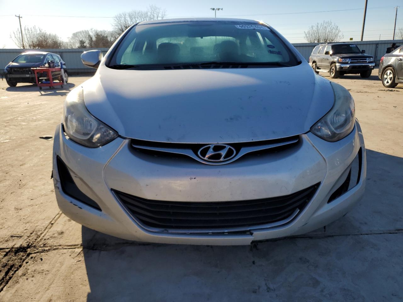 Photo 4 VIN: 5NPDH4AE5FH551774 - HYUNDAI ELANTRA 