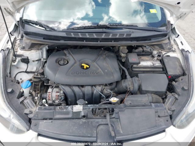 Photo 9 VIN: 5NPDH4AE5FH554500 - HYUNDAI ELANTRA 