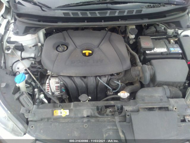 Photo 9 VIN: 5NPDH4AE5FH555713 - HYUNDAI ELANTRA 