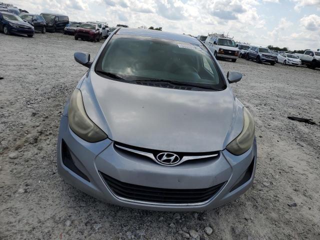 Photo 4 VIN: 5NPDH4AE5FH557915 - HYUNDAI ELANTRA SE 