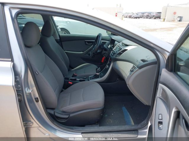 Photo 4 VIN: 5NPDH4AE5FH572706 - HYUNDAI ELANTRA 