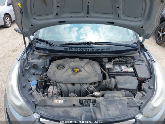 Photo 9 VIN: 5NPDH4AE5FH572706 - HYUNDAI ELANTRA 