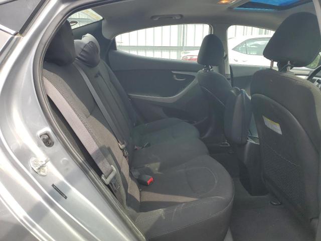 Photo 9 VIN: 5NPDH4AE5FH579106 - HYUNDAI ELANTRA SE 