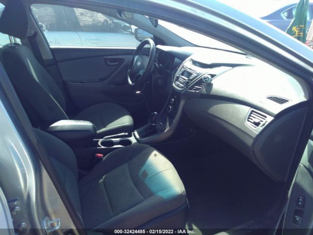 Photo 4 VIN: 5NPDH4AE5FH580434 - HYUNDAI ELANTRA 