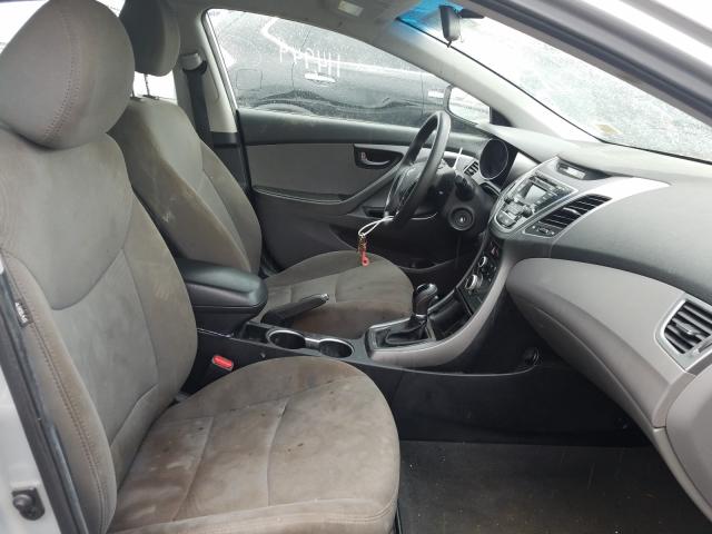 Photo 4 VIN: 5NPDH4AE5FH580577 - HYUNDAI ELANTRA SE 