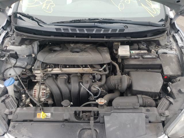 Photo 6 VIN: 5NPDH4AE5FH581020 - HYUNDAI ELANTRA SE 