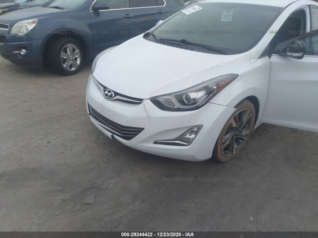 Photo 5 VIN: 5NPDH4AE5FH590283 - HYUNDAI ELANTRA 