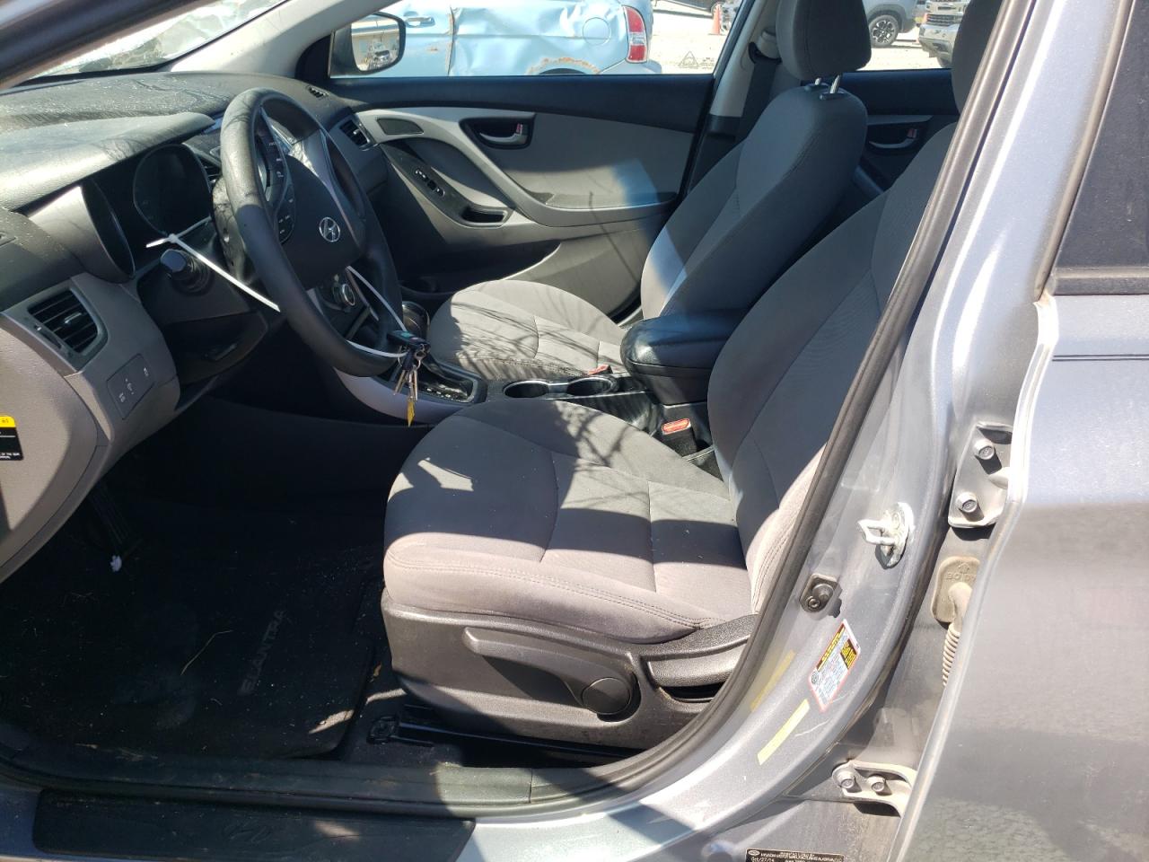 Photo 6 VIN: 5NPDH4AE5FH603839 - HYUNDAI ELANTRA 