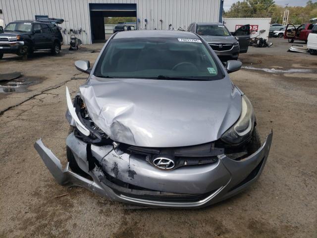 Photo 4 VIN: 5NPDH4AE5FH620138 - HYUNDAI ELANTRA SE 