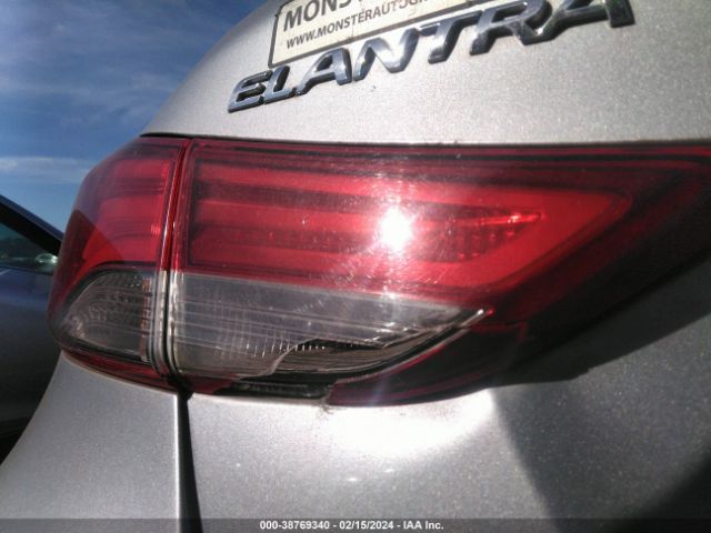 Photo 5 VIN: 5NPDH4AE5FH620740 - HYUNDAI ELANTRA 