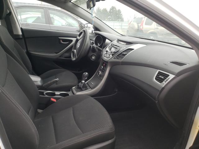 Photo 4 VIN: 5NPDH4AE5FH633844 - HYUNDAI ELANTRA SE 