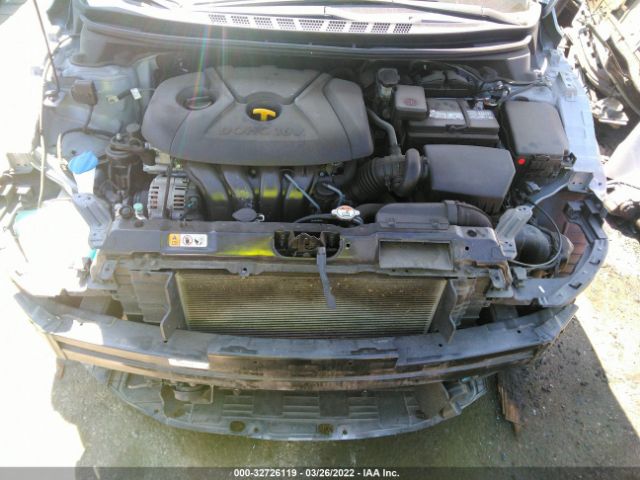 Photo 9 VIN: 5NPDH4AE5FH640776 - HYUNDAI ELANTRA 