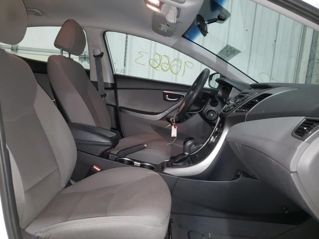 Photo 4 VIN: 5NPDH4AE5FH642771 - HYUNDAI ELANTRA SE 