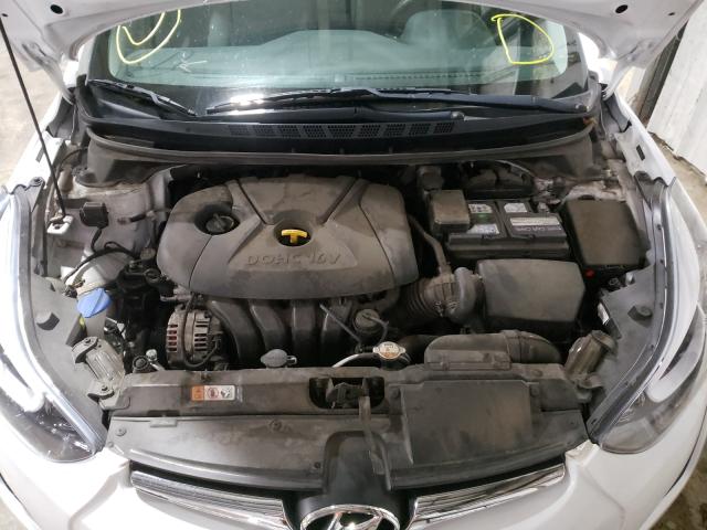 Photo 6 VIN: 5NPDH4AE5FH642771 - HYUNDAI ELANTRA SE 