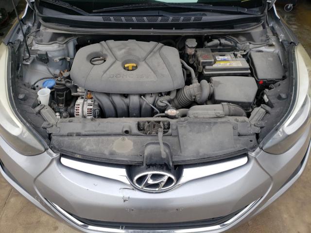 Photo 6 VIN: 5NPDH4AE5FH643712 - HYUNDAI ELANTRA SE 