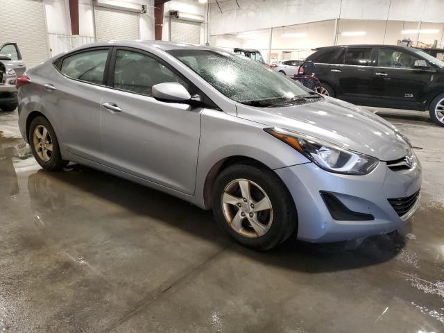 Photo 3 VIN: 5NPDH4AE5FH647517 - HYUNDAI ELANTRA 4D 