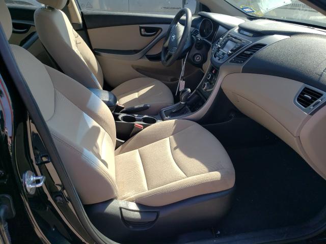 Photo 4 VIN: 5NPDH4AE5GH657580 - HYUNDAI ELANTRA SE 