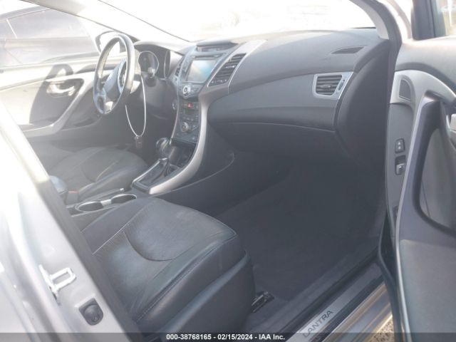 Photo 4 VIN: 5NPDH4AE5GH659393 - HYUNDAI ELANTRA 