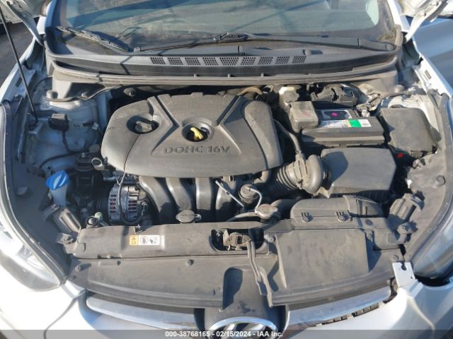 Photo 9 VIN: 5NPDH4AE5GH659393 - HYUNDAI ELANTRA 