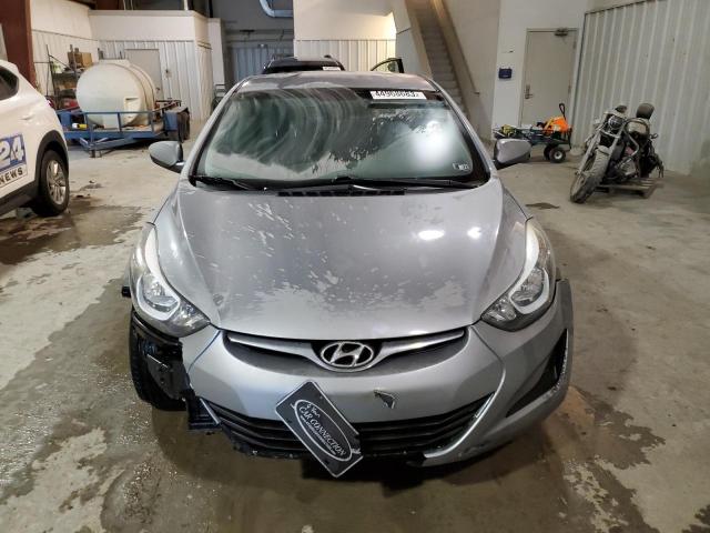 Photo 4 VIN: 5NPDH4AE5GH663203 - HYUNDAI ELANTRA SE 