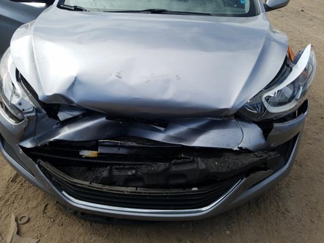 Photo 6 VIN: 5NPDH4AE5GH665405 - HYUNDAI ELANTRA SE 