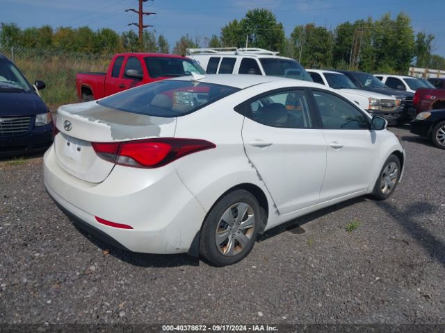 Photo 3 VIN: 5NPDH4AE5GH668224 - HYUNDAI ELANTRA 