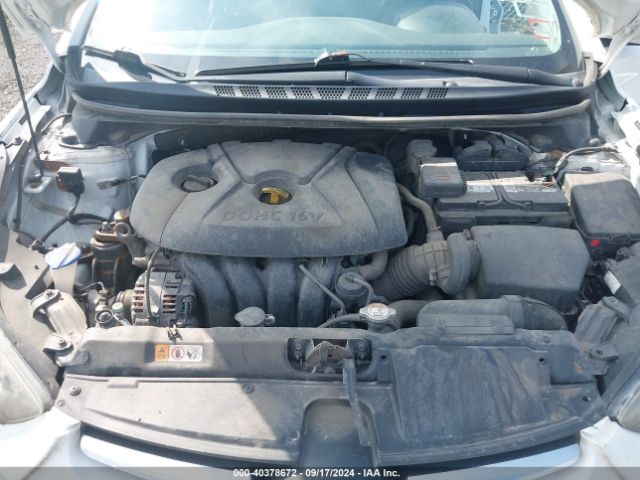 Photo 9 VIN: 5NPDH4AE5GH668224 - HYUNDAI ELANTRA 