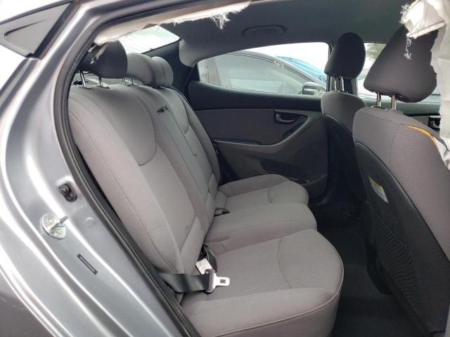 Photo 9 VIN: 5NPDH4AE5GH683905 - HYUNDAI ELANTRA SE 