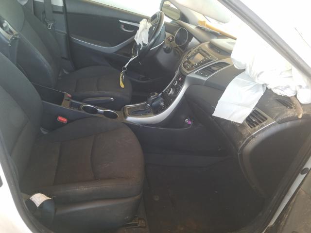 Photo 4 VIN: 5NPDH4AE5GH685041 - HYUNDAI ELANTRA SE 