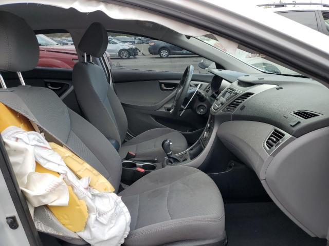 Photo 4 VIN: 5NPDH4AE5GH694242 - HYUNDAI ELANTRA SE 