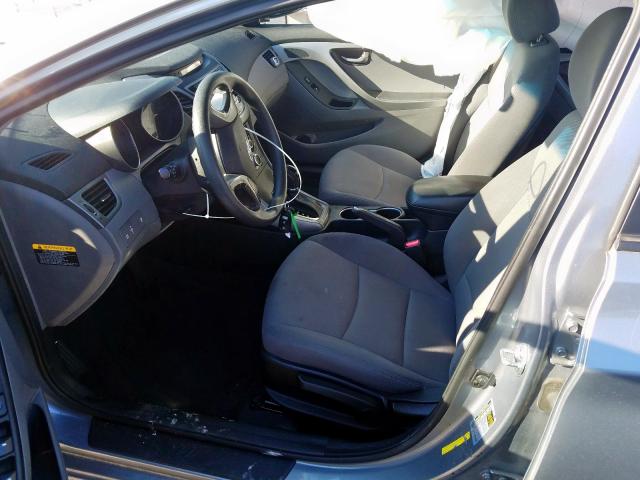 Photo 4 VIN: 5NPDH4AE5GH697299 - HYUNDAI ELANTRA SE 