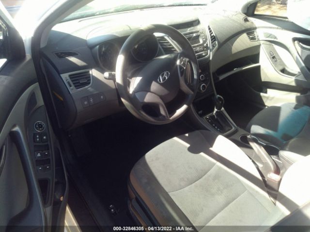 Photo 4 VIN: 5NPDH4AE5GH699912 - HYUNDAI ELANTRA 