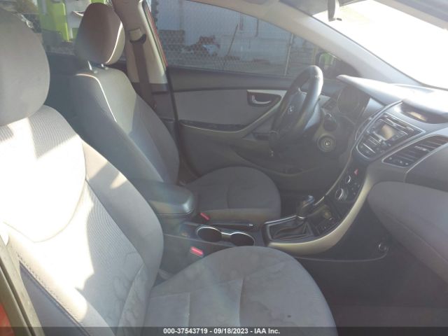 Photo 4 VIN: 5NPDH4AE5GH711105 - HYUNDAI ELANTRA 