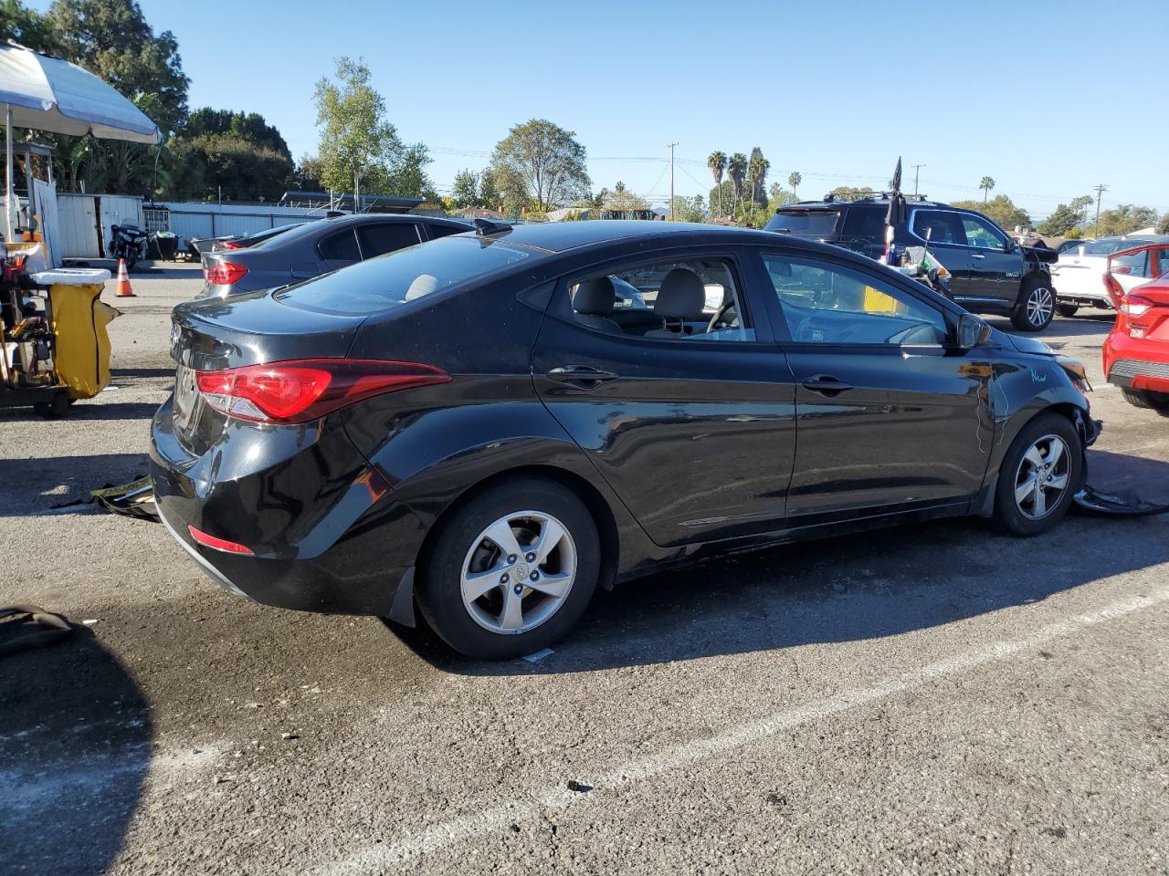 Photo 2 VIN: 5NPDH4AE5GH714800 - HYUNDAI ELANTRA 