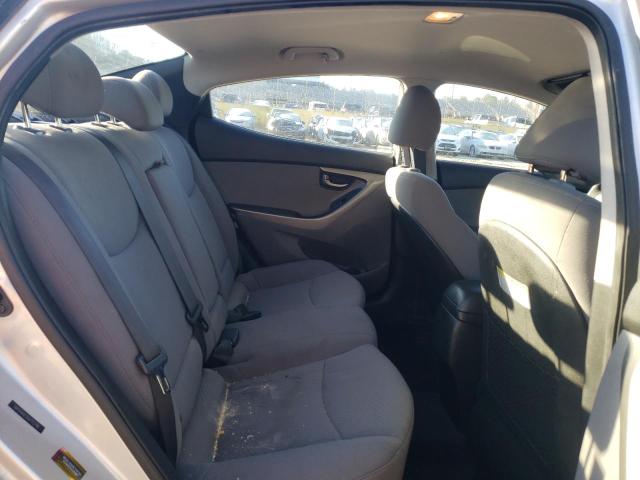 Photo 9 VIN: 5NPDH4AE5GH715798 - HYUNDAI ELANTRA SE 