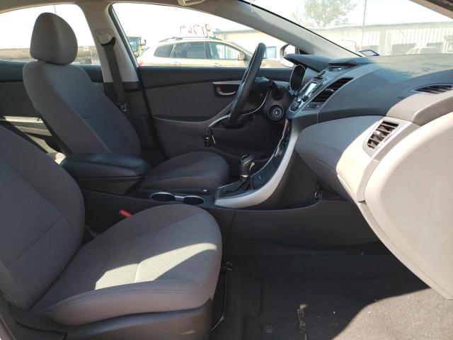 Photo 4 VIN: 5NPDH4AE5GH723433 - HYUNDAI ELANTRA SE 