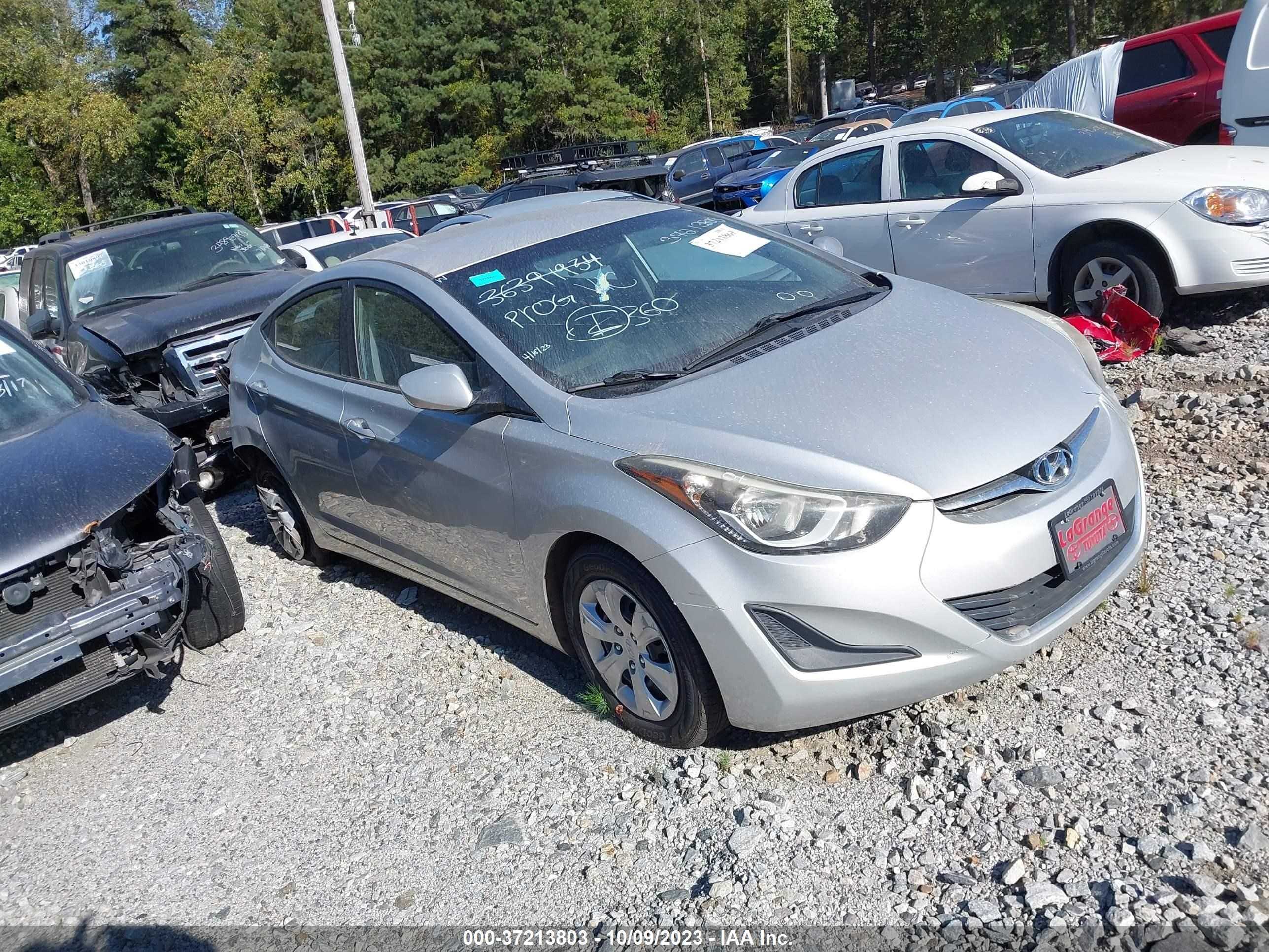 Photo 0 VIN: 5NPDH4AE5GH726283 - HYUNDAI ELANTRA 