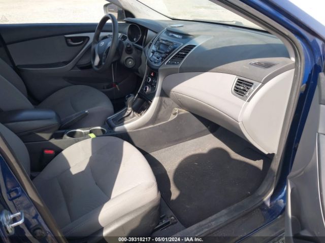 Photo 4 VIN: 5NPDH4AE5GH731516 - HYUNDAI ELANTRA 