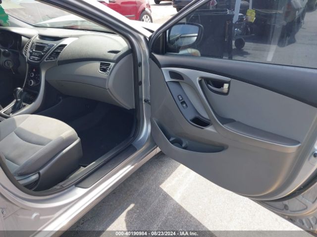 Photo 4 VIN: 5NPDH4AE5GH732875 - HYUNDAI ELANTRA 