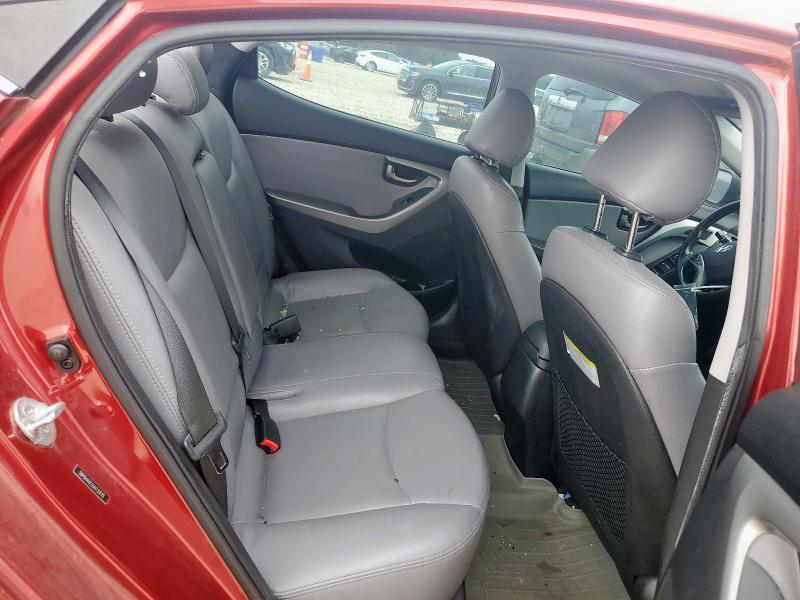 Photo 9 VIN: 5NPDH4AE5GH733170 - HYUNDAI ELANTRA SE 