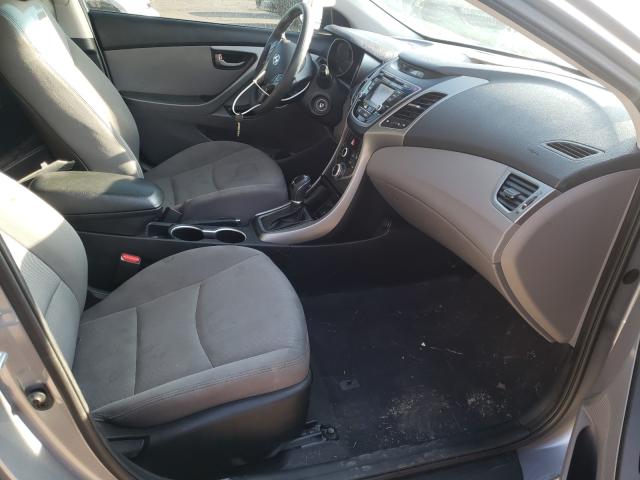 Photo 4 VIN: 5NPDH4AE5GH736604 - HYUNDAI ELANTRA SE 