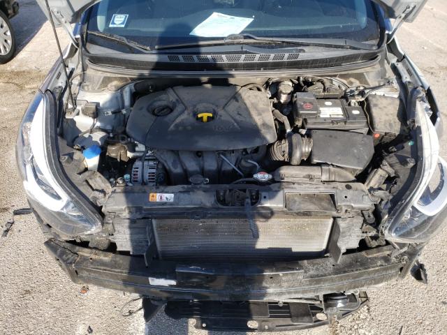 Photo 6 VIN: 5NPDH4AE5GH736604 - HYUNDAI ELANTRA SE 